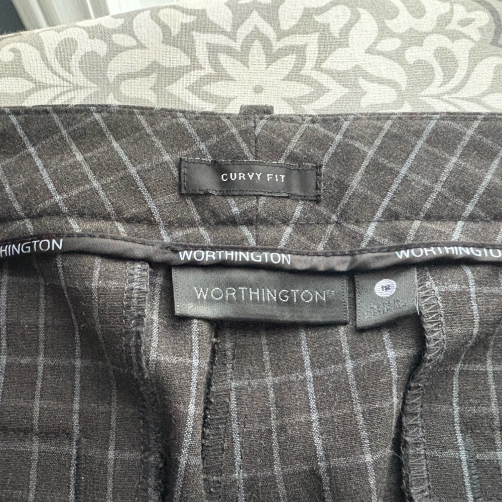 Worthington Women’s Gray Grid Pattern Pants - Picture 3 of 7